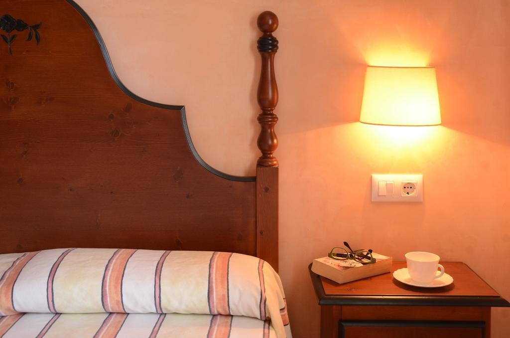 Villas Las Golondrinas Cala en Bosch Ngoại thất bức ảnh