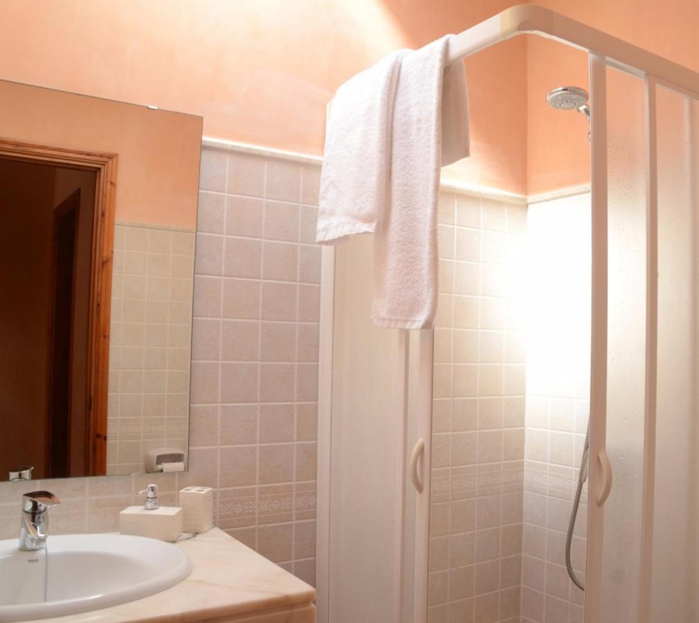 Villas Las Golondrinas Cala en Bosch Ngoại thất bức ảnh